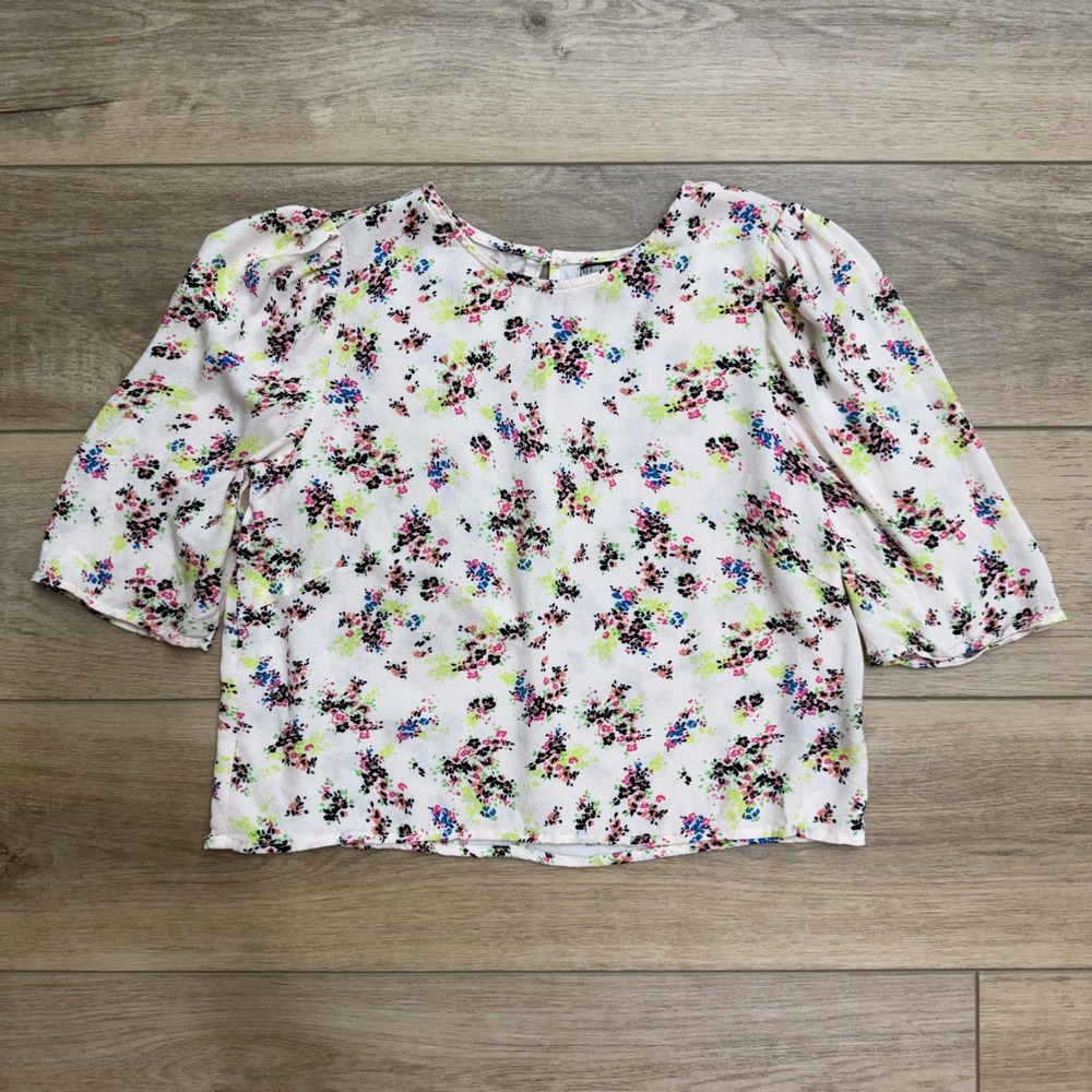 Revolve AFRM Floral Blouse Soft Girl Cali Summer Mina Rayon Crop Top Small - Picture 3 of 10